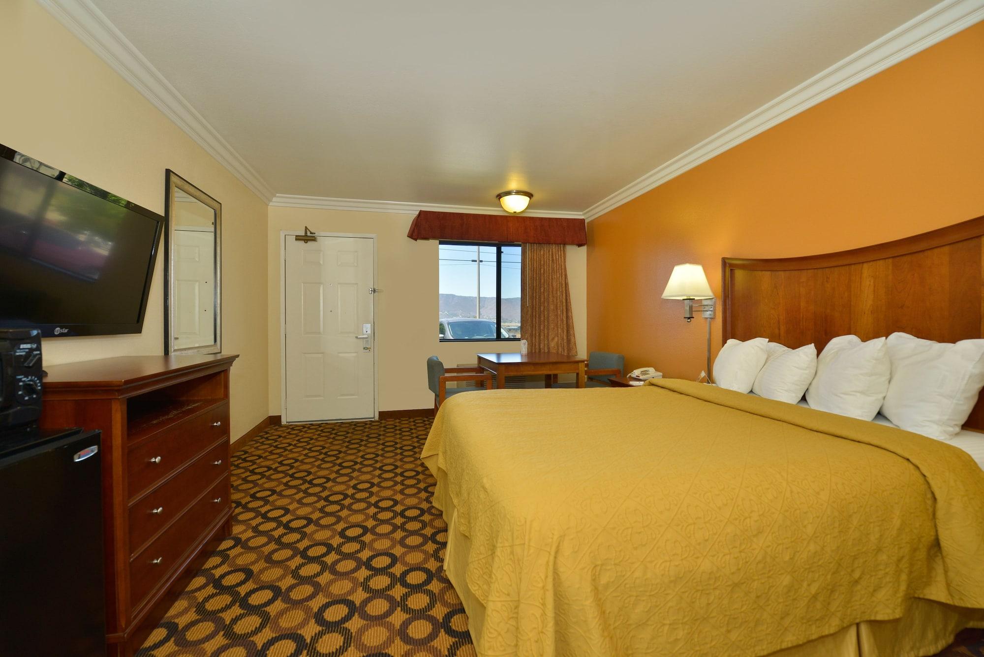 Quality Inn Lake Elsinore Eksteriør bilde