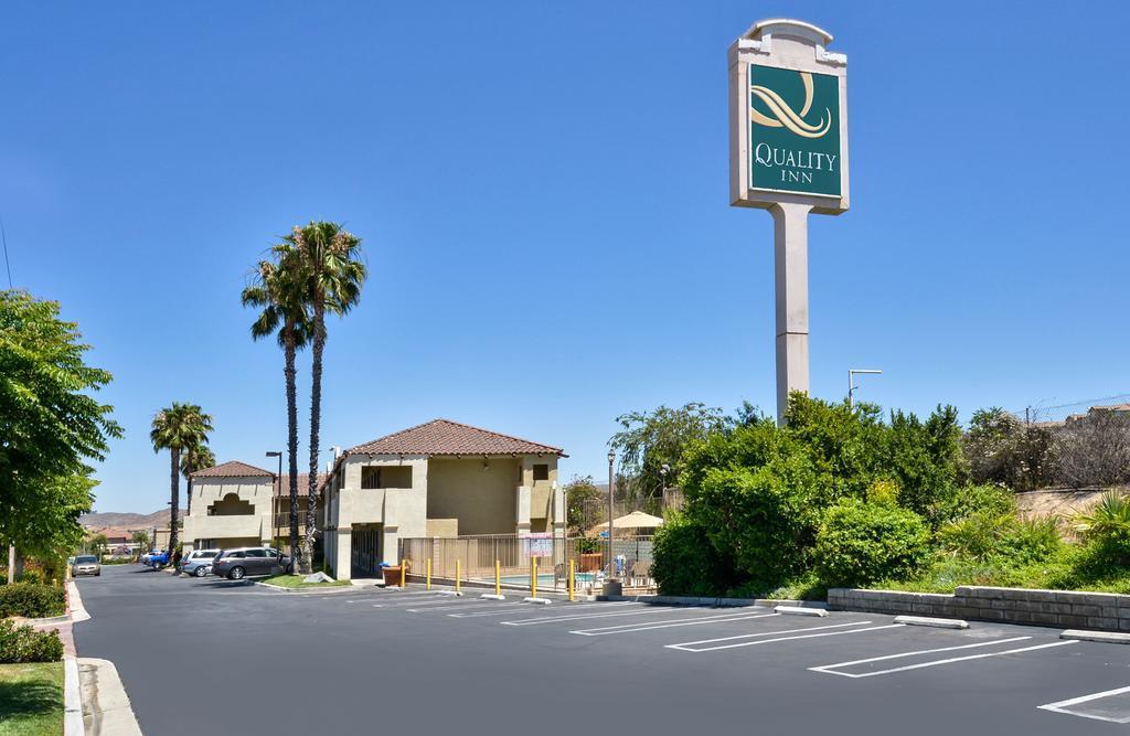 Quality Inn Lake Elsinore Eksteriør bilde
