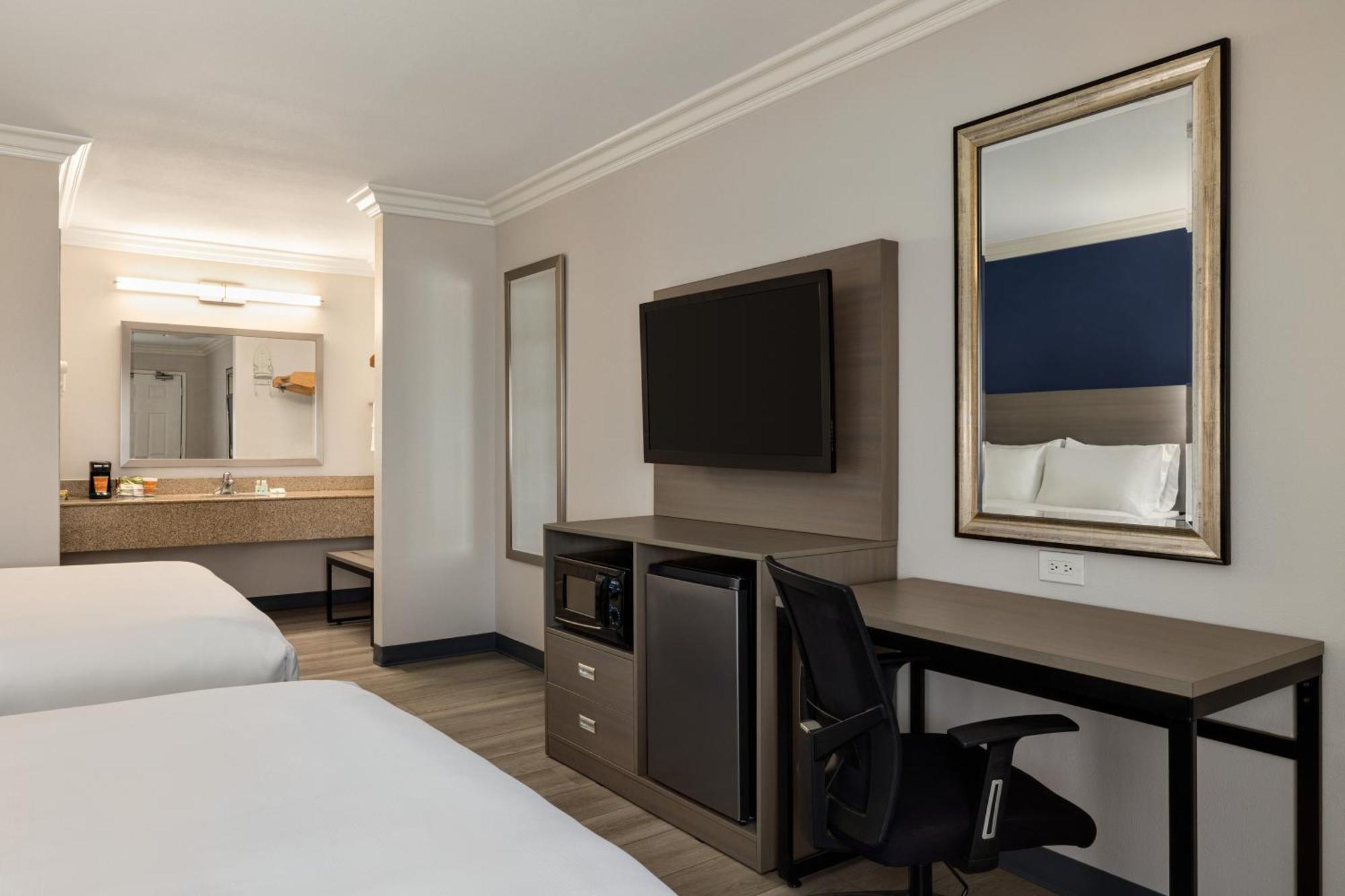 Quality Inn Lake Elsinore Eksteriør bilde