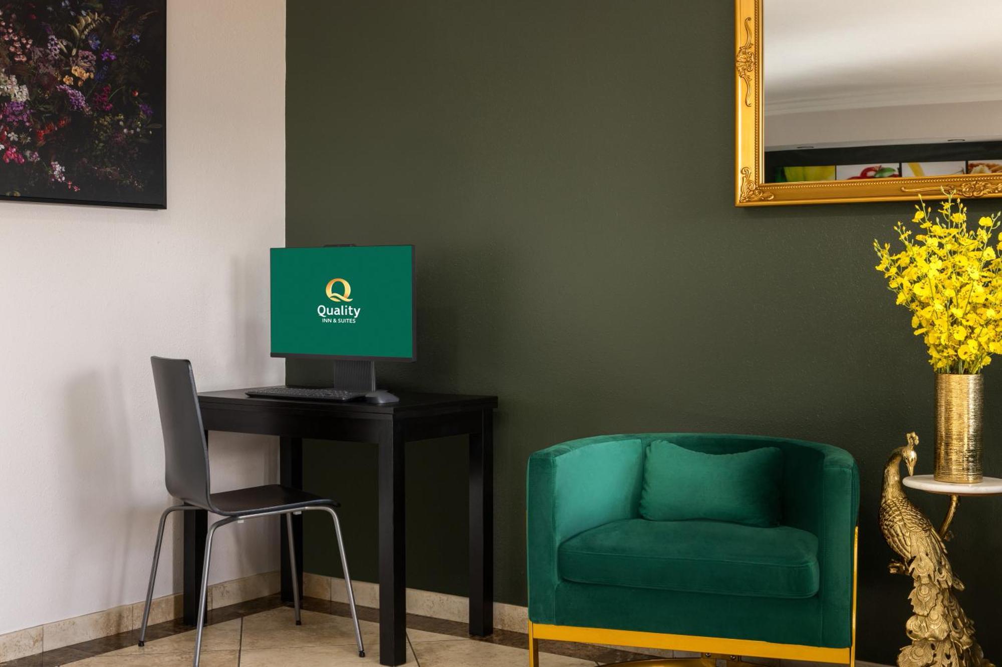 Quality Inn Lake Elsinore Eksteriør bilde