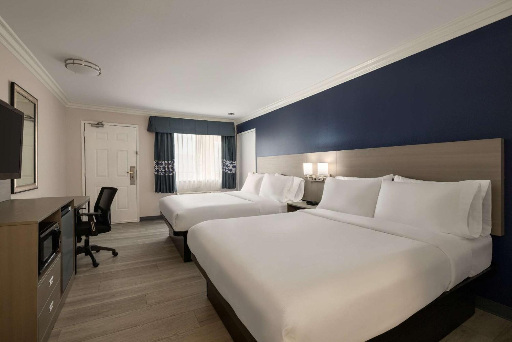 Quality Inn Lake Elsinore Eksteriør bilde