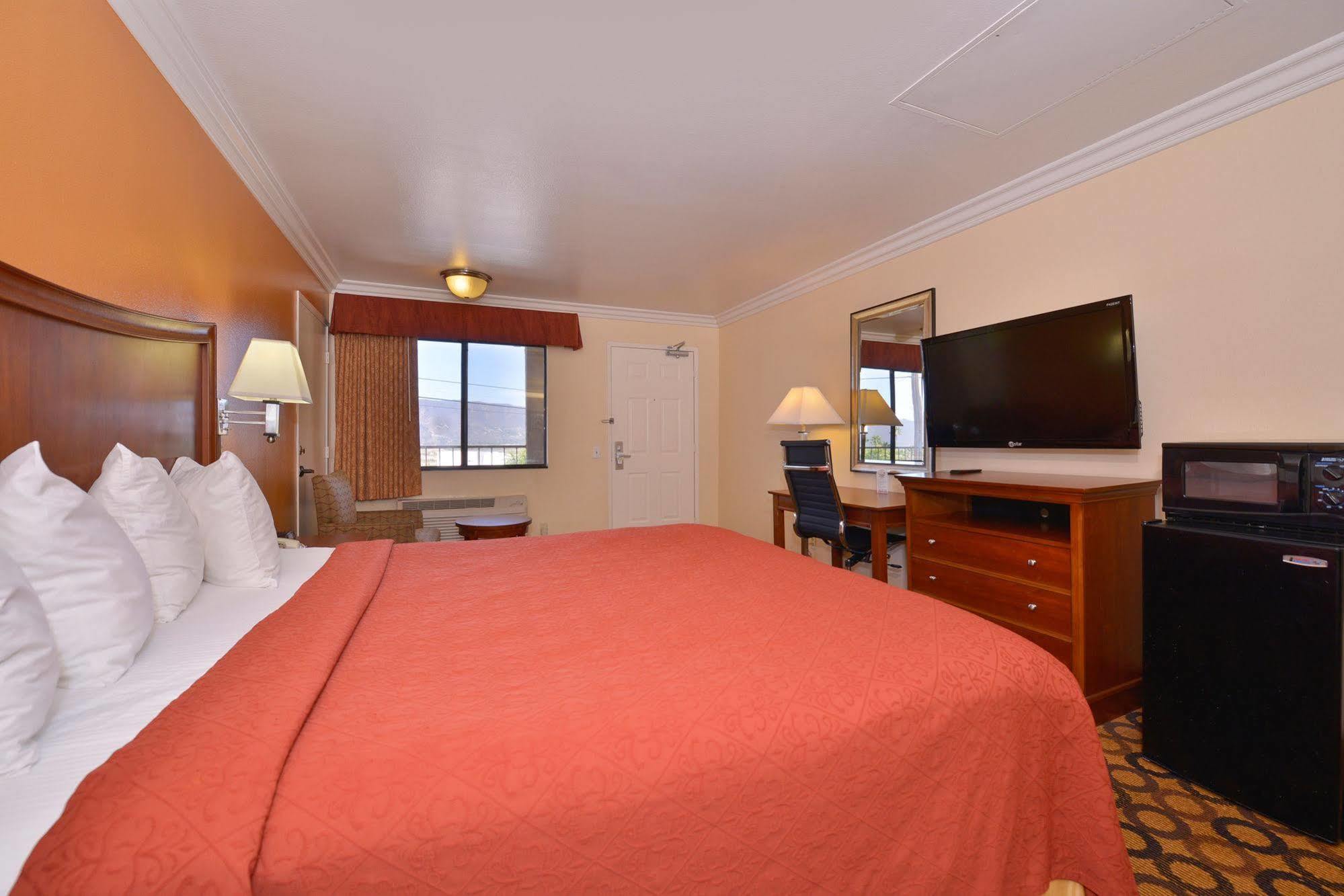 Quality Inn Lake Elsinore Eksteriør bilde